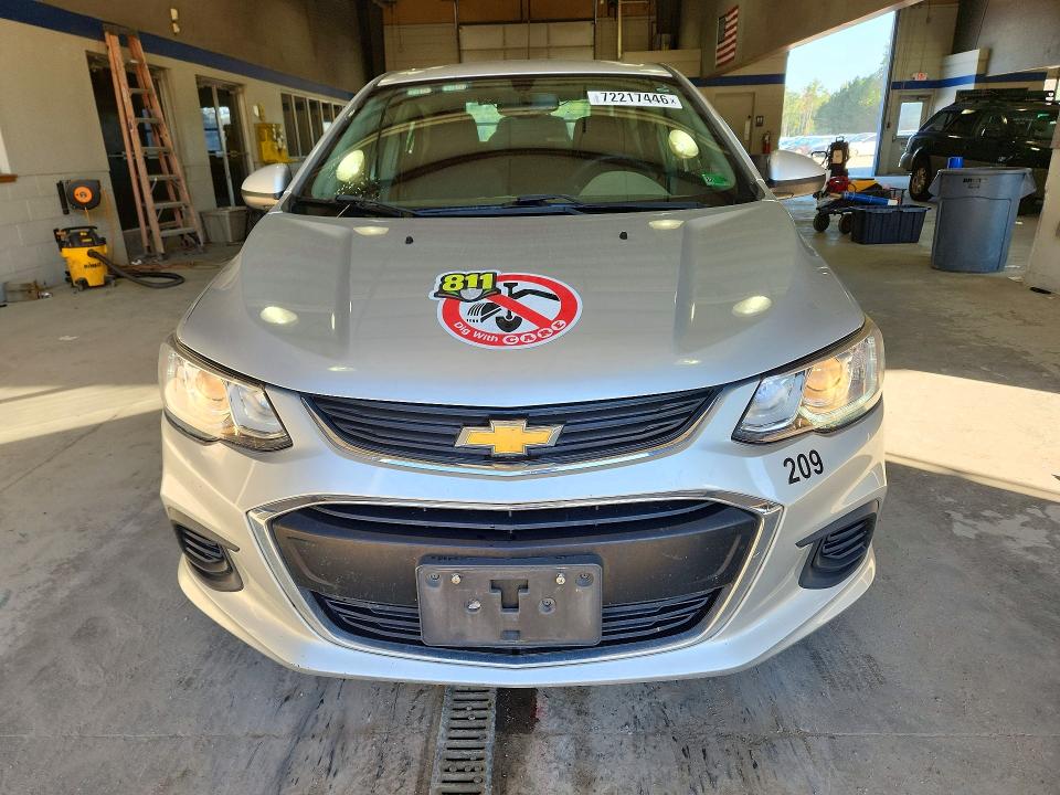 72217446 :رقم المزاد ، 1G1JD5SB6L4103207 vin ، 2020 Chevrolet Sonic مزاد بيع