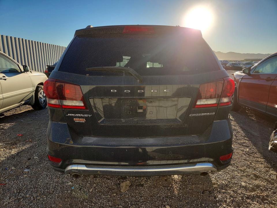 64148466 :رقم المزاد ، 3C4PDCGGXJT515518 vin ، 2018 Dodge Journey مزاد بيع