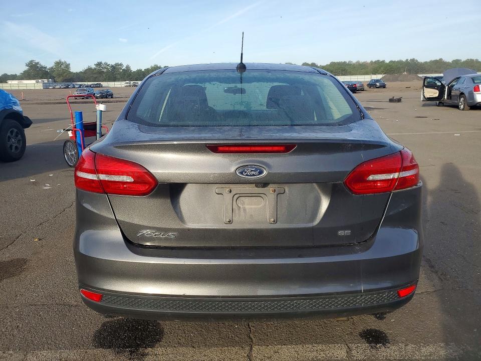Продаж на аукціоні авто 2017 Ford Focus, vin: 1FADP3F24HL326567, номер лоту: 71943776
