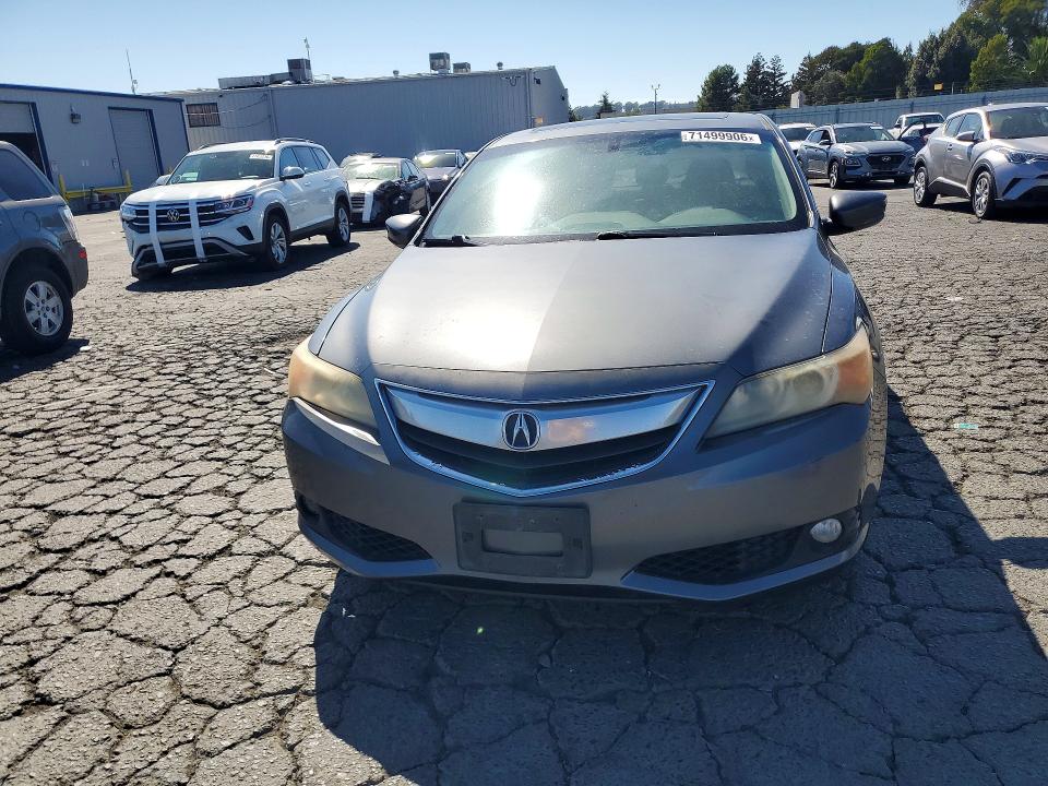 Продажа на аукционе авто 2013 Acura Ilx, vin: 19VDE1F78DE003375, номер лота: 71499906