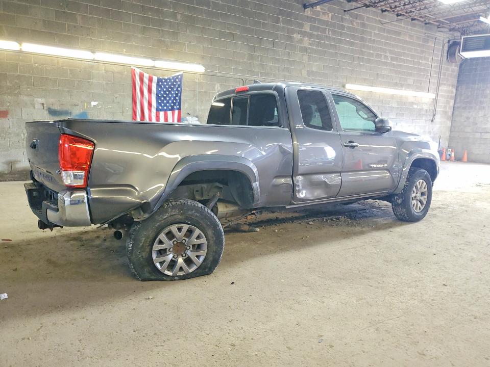 71413336 :رقم المزاد ، 5TFSZ5AN3GX037552 vin ، 2016 Toyota Tacoma مزاد بيع