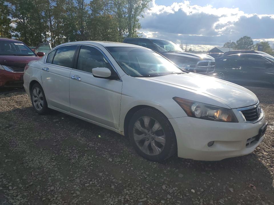 2008 Honda Accord მანქანა იყიდება აუქციონზე, vin: 1HGCP36858A067398, აუქციონის ნომერი: 71286636