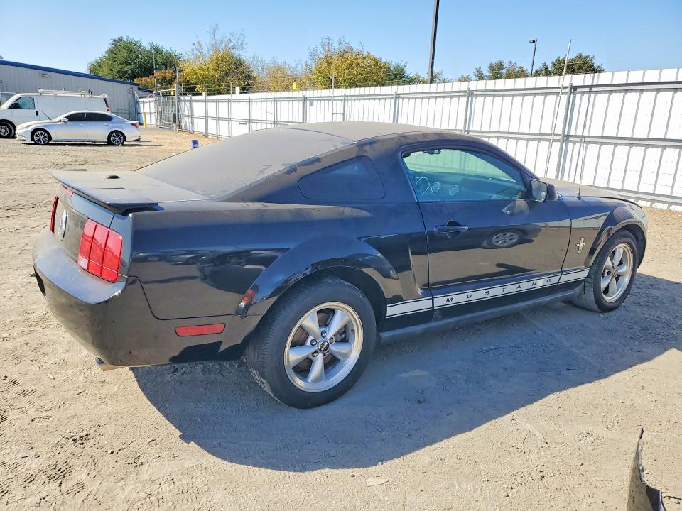 71491366 :رقم المزاد ، 1ZVHT80N875367162 vin ، 2007 Ford Mustang مزاد بيع