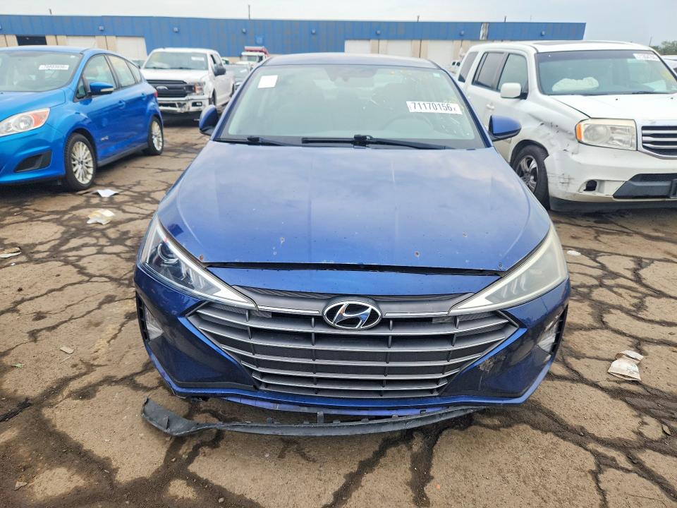 2020 Hyundai Elantra მანქანა იყიდება აუქციონზე, vin: 5NPD84LF8LH560700, აუქციონის ნომერი: 71170156