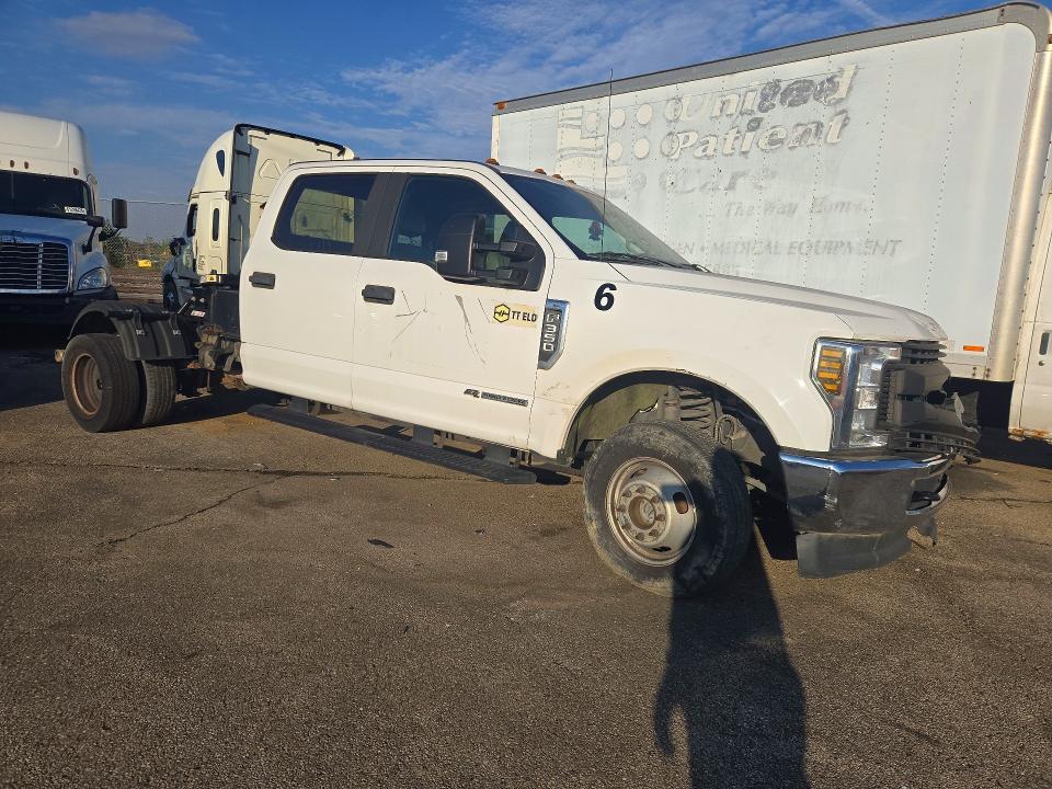 Продаж на аукціоні авто 2018 Ford F350, vin: 1FD8W3HT8JEC98153, номер лоту: 72720266