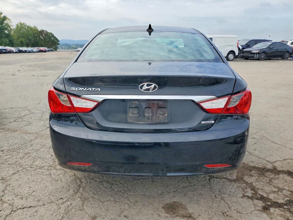 71204446 :رقم المزاد ، 5NPEC4AC3BH227296 vin ، 2011 Hyundai Sonata مزاد بيع