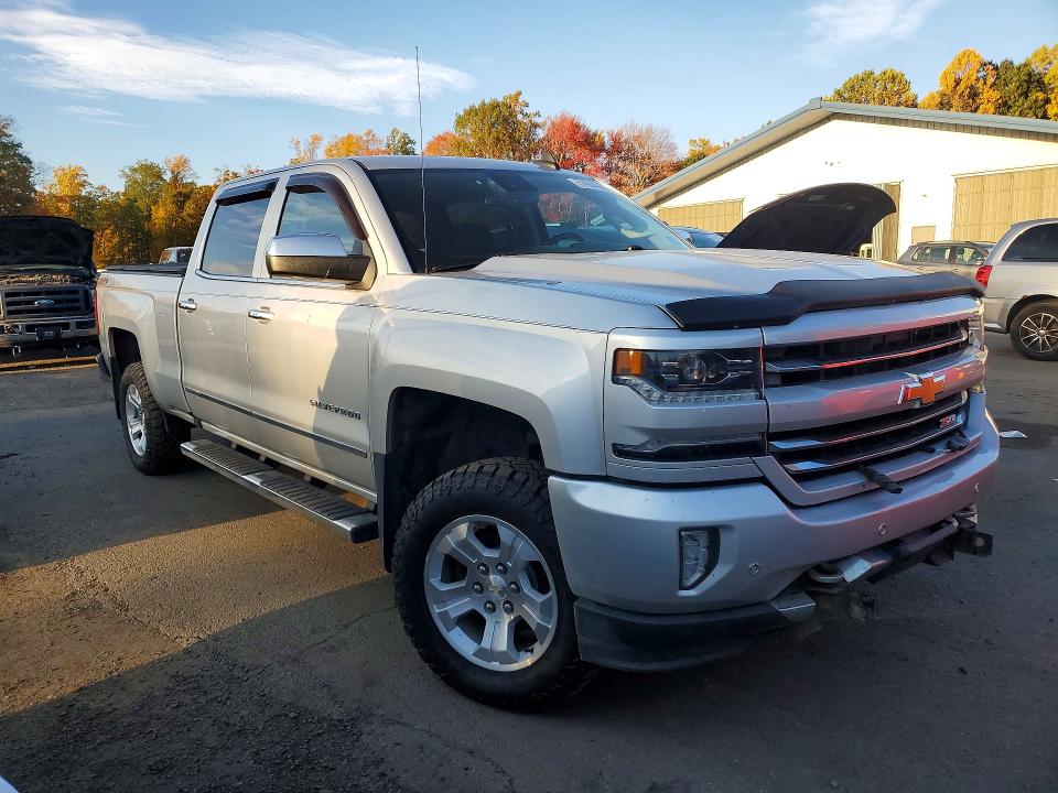 72934046 :رقم المزاد ، 3GCUKSEJ3HG410579 vin ، 2017 Chevrolet Silverado مزاد بيع
