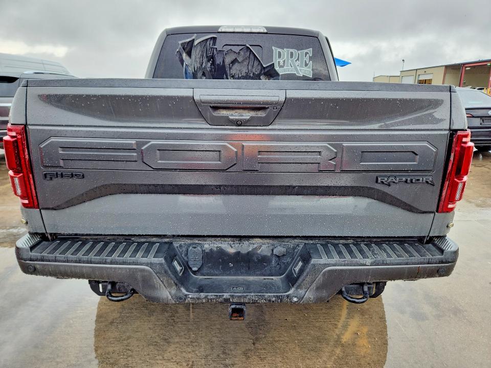 70375266 :رقم المزاد ، 1FTFW1RGXJFB81962 vin ، 2018 Ford F150 مزاد بيع