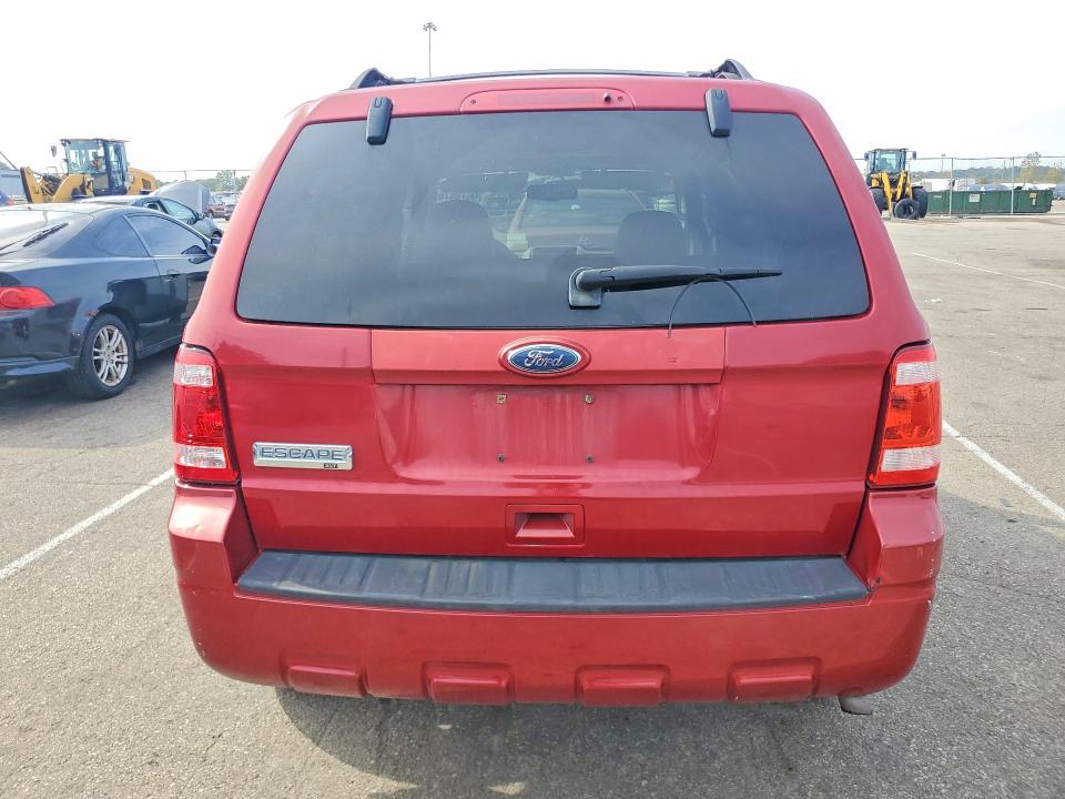Продажа на аукционе авто 2010 Ford Escape, vin: 1FMCU9D71AKC82700, номер лота: 70678676