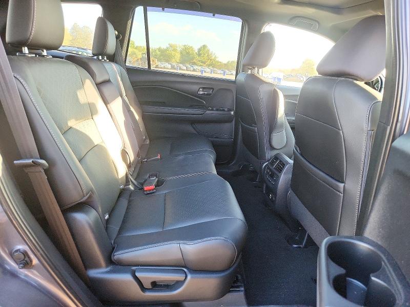 72187916 :رقم المزاد ، 5FNYF8H08KB015726 vin ، 2019 Honda Passport مزاد بيع