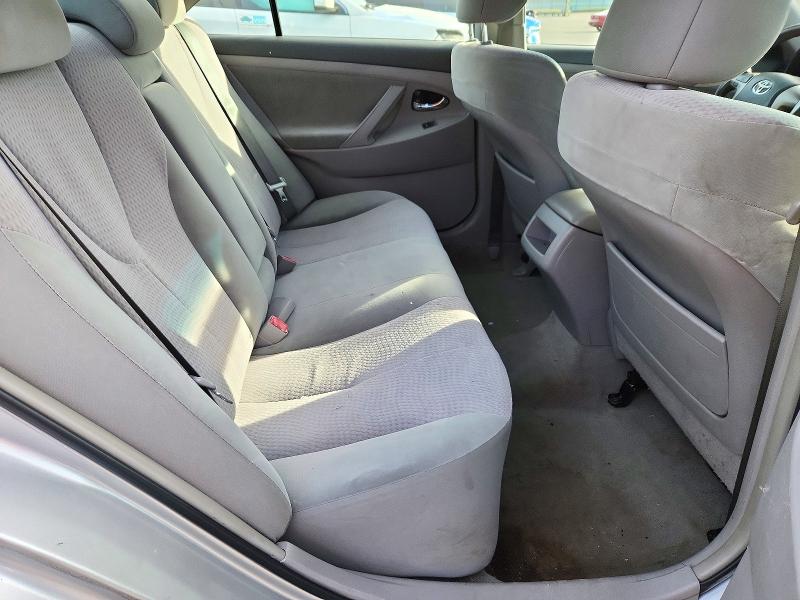 71717596 :رقم المزاد ، 4T1BF3EK4BU686084 vin ، 2011 Toyota Camry مزاد بيع