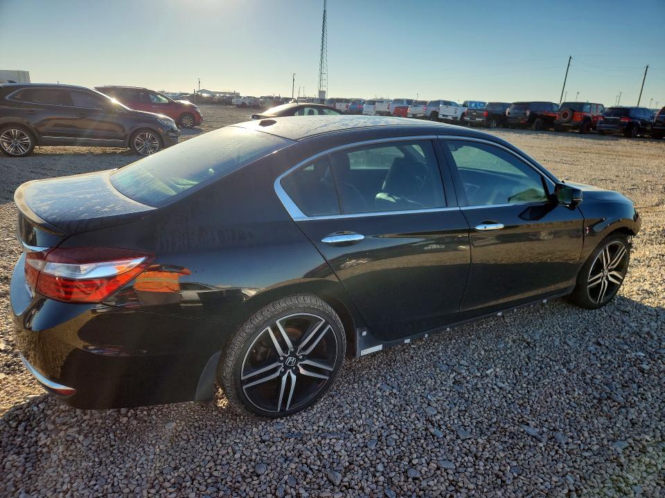 Продаж на аукціоні авто 2016 Honda Accord, vin: 1HGCR3F91GA017227, номер лоту: 72380616