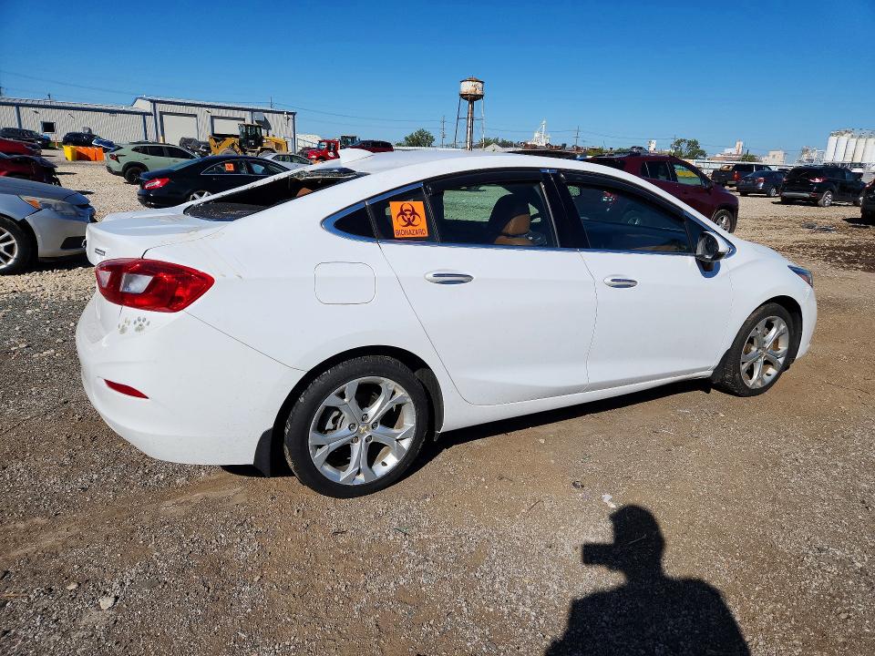 71856196 :رقم المزاد ، 1G1BF5SM2H7136565 vin ، 2017 Chevrolet Cruze مزاد بيع