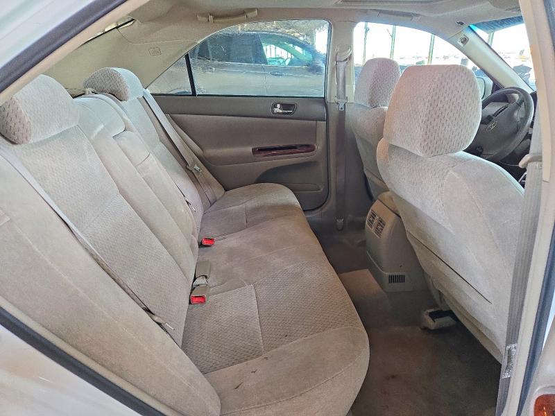 70566476 :رقم المزاد ، 4T1BE30K83U247899 vin ، 2003 Toyota Camry مزاد بيع