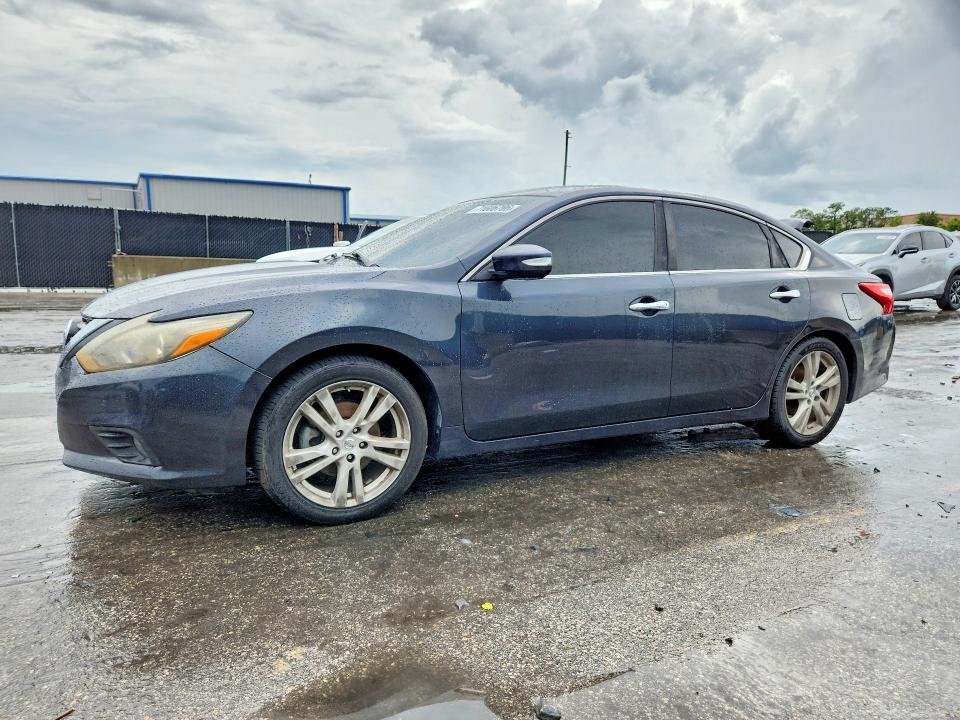 Продажа на аукционе авто 2016 Nissan Altima, vin: 1N4BL3APXGC110758, номер лота: 71606786