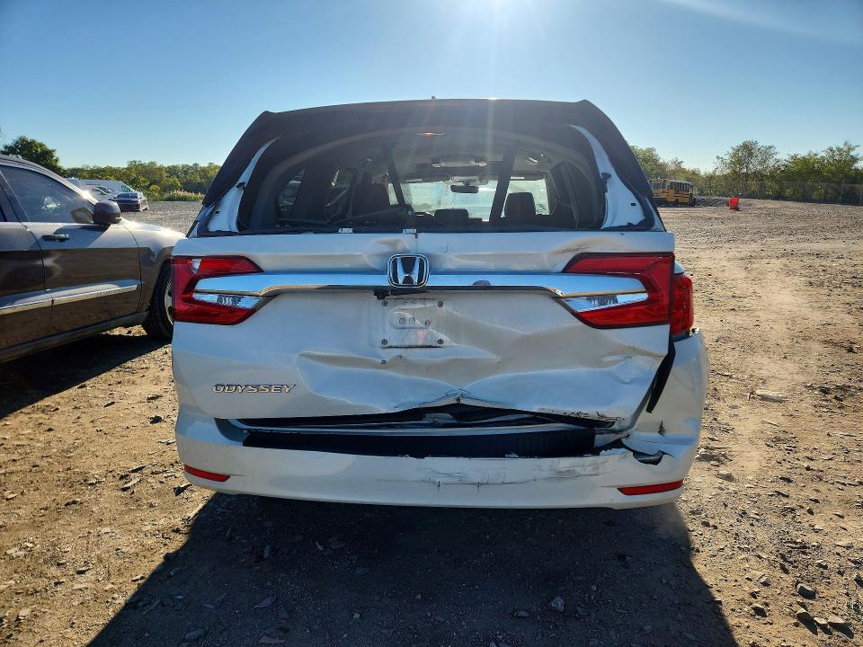 2018 Honda Odyssey მანქანა იყიდება აუქციონზე, vin: 5FNRL6H70JB025020, აუქციონის ნომერი: 71634786