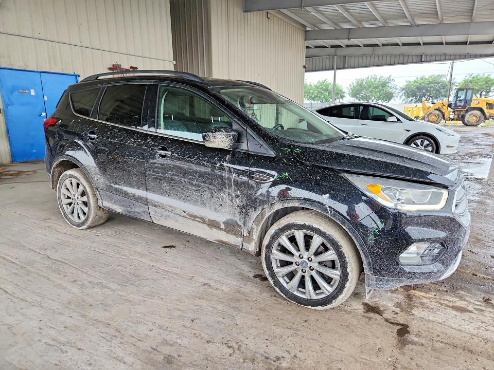 Продаж на аукціоні авто 2019 Ford Escape, vin: 1FMCU9HDXKUB40402, номер лоту: 71040916