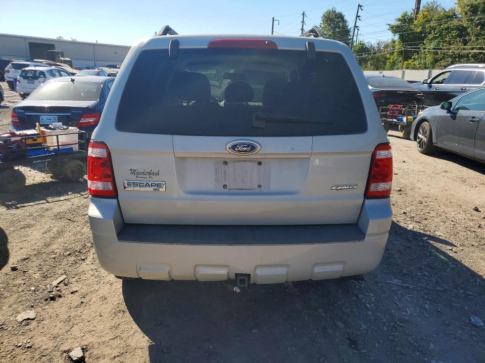 2009 Ford Escape მანქანა იყიდება აუქციონზე, vin: 1FMCU93G49KA50086, აუქციონის ნომერი: 71851296