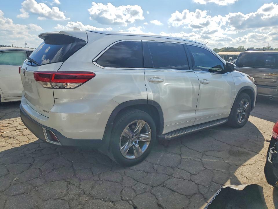Продажа на аукционе авто 2017 Toyota Highlander, vin: 5TDYZRFH2HS218279, номер лота: 71197456