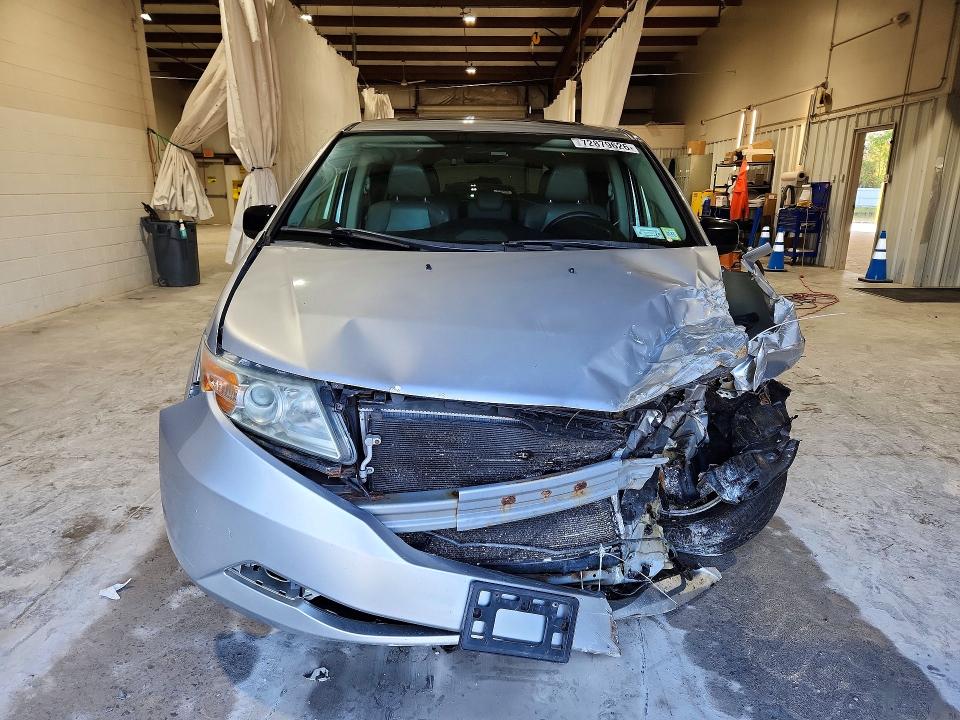 72879626 :رقم المزاد ، 5FNRL5H66DB086636 vin ، 2013 Honda Odyssey مزاد بيع