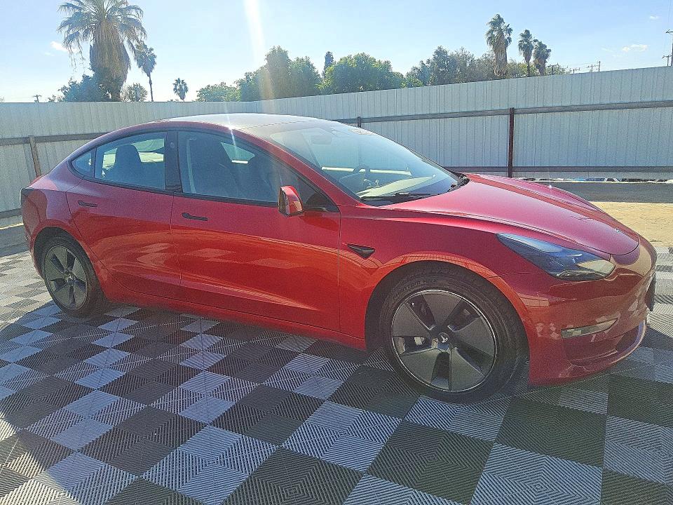 Продажа на аукционе авто 2022 Tesla Model 3, vin: 5YJ3E1EA5NF184799, номер лота: 72530786