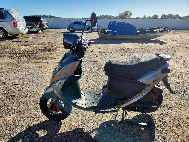 2017 Genuine Scooter Co. Buddy მანქანა იყიდება აუქციონზე, vin: RFVPAP5AXH1120728, აუქციონის ნომერი: 71649036
