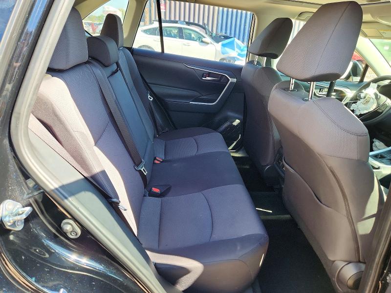 Продажа на аукционе авто 2023 Toyota Rav4, vin: JTMP1RFV5PD095497, номер лота: 71602126
