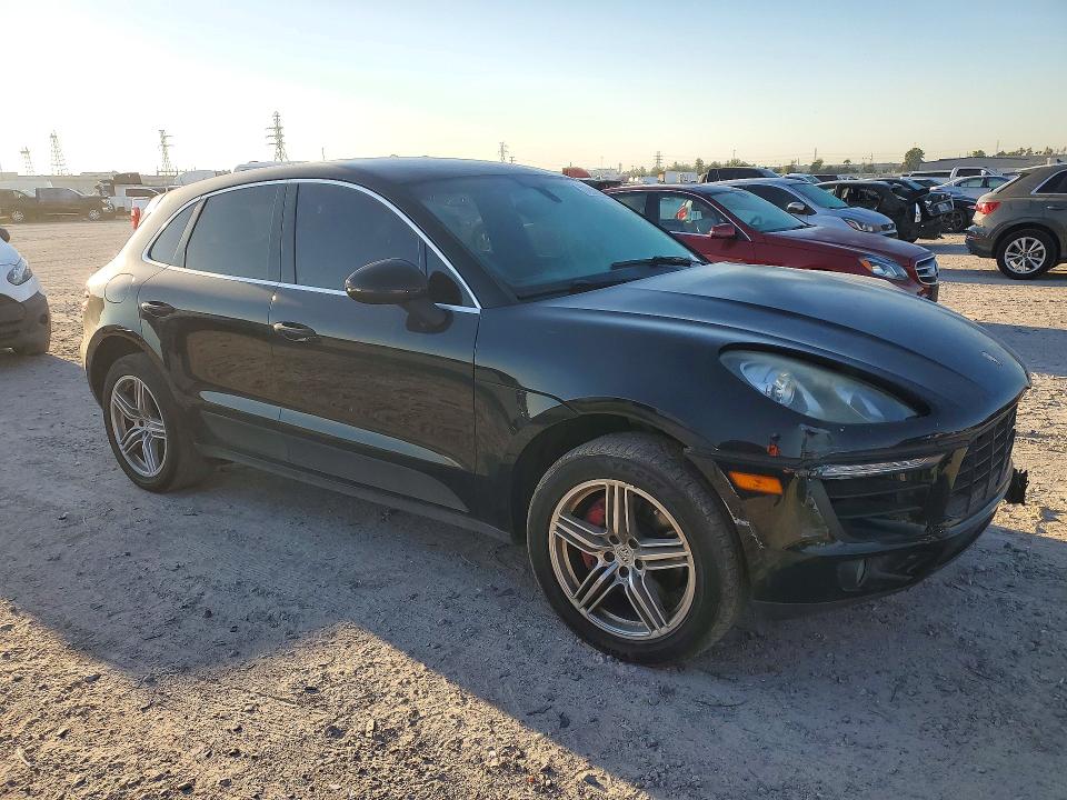 Продаж на аукціоні авто 2016 Porsche Macan, vin: WP1AB2A52GLB46394, номер лоту: 72615596