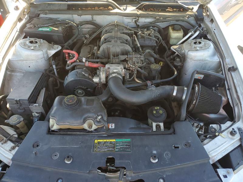 71682486 :رقم المزاد ، 1ZVFT80N855196711 vin ، 2005 Ford Mustang مزاد بيع