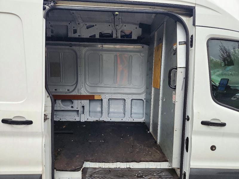 71649346 :رقم المزاد ، 1FTYR2XM3GKB21990 vin ، 2016 Ford Transit مزاد بيع
