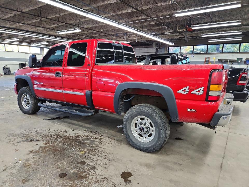 71643516 :رقم المزاد ، 1GTHK29D07E111076 vin ، 2007 Gmc Sierra مزاد بيع