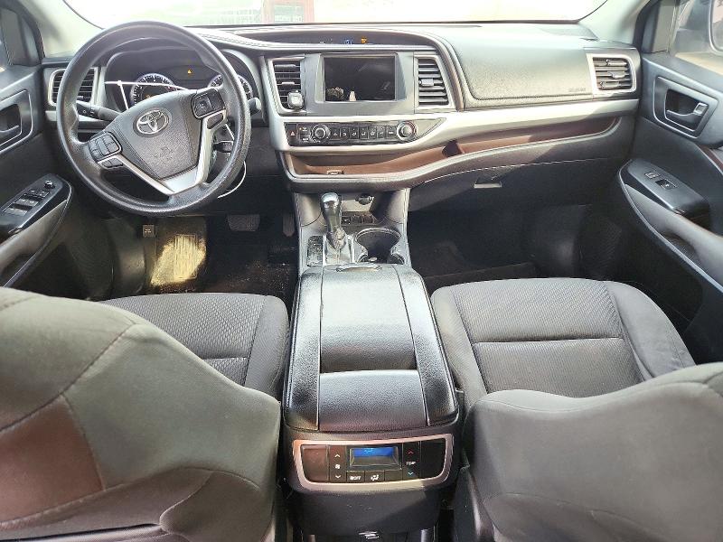 2016 Toyota Highlander მანქანა იყიდება აუქციონზე, vin: 5TDZARFH2GS021218, აუქციონის ნომერი: 72451606