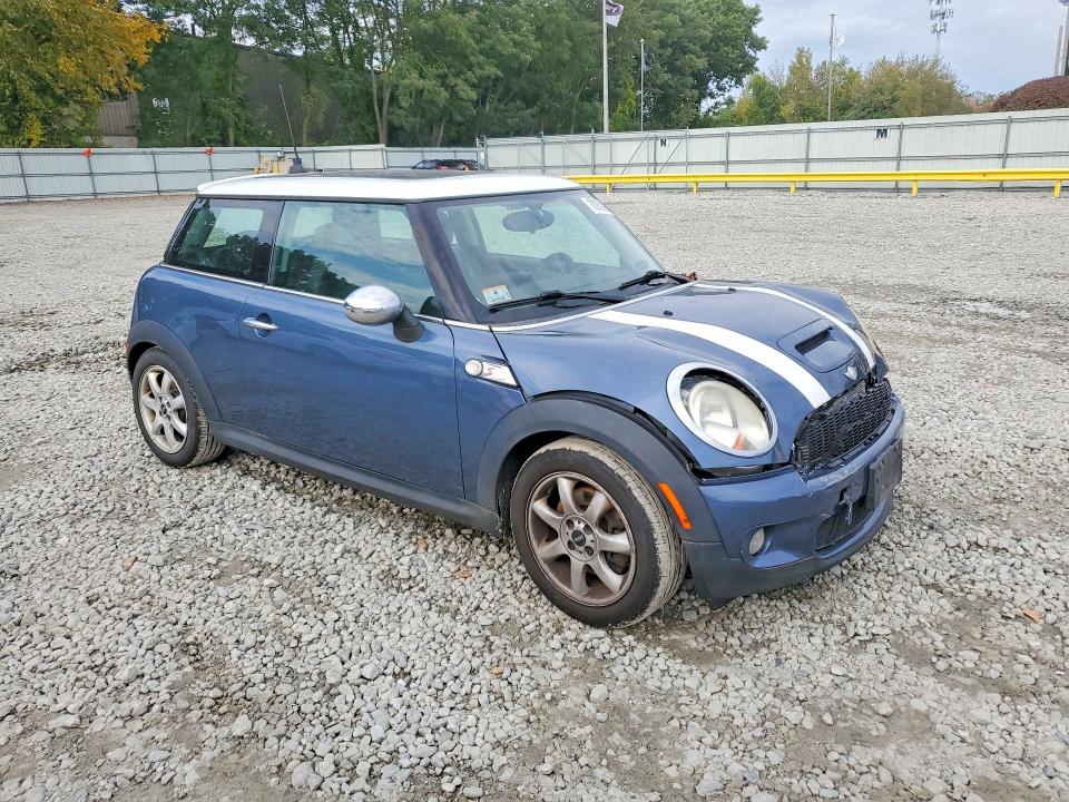 Продажа на аукционе авто 2010 Mini Cooper, vin: WMWMF7C56ATX44358, номер лота: 70952986