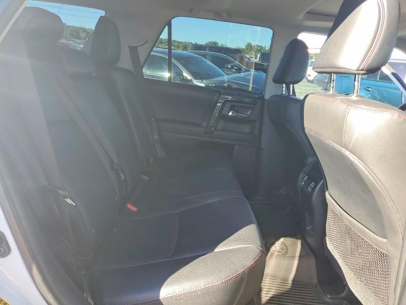 70086136 :رقم المزاد ، JTERU5JR6R6290742 vin ، 2024 Toyota 4runner مزاد بيع