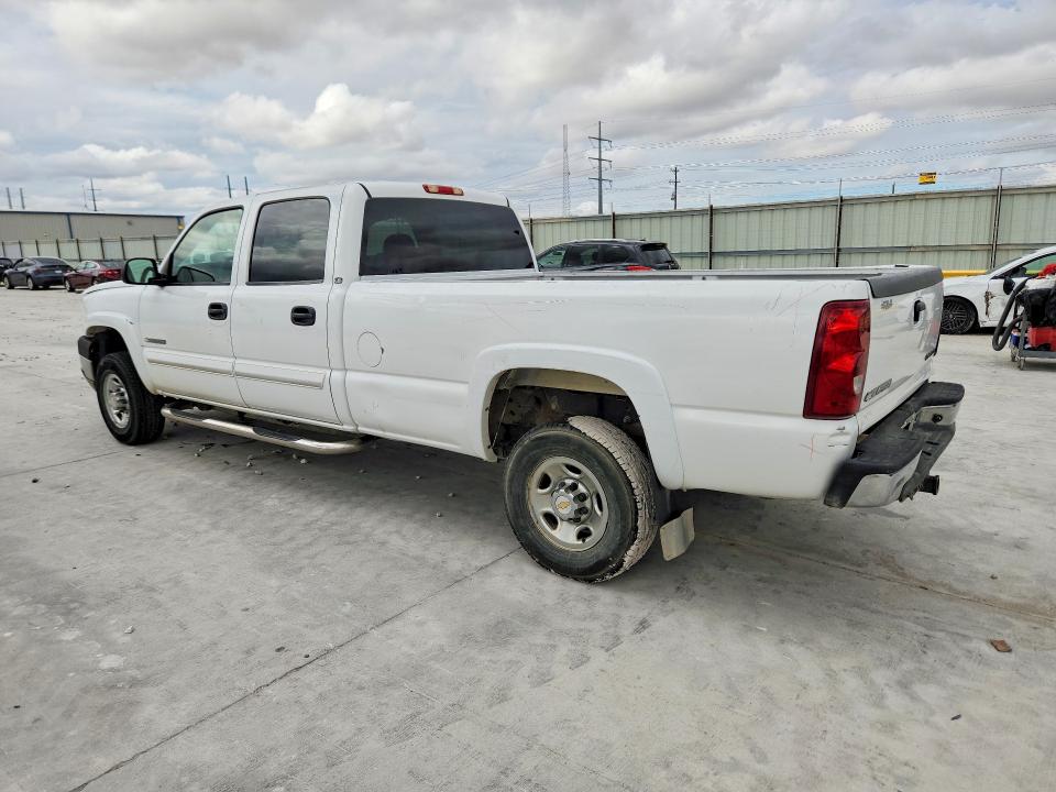 Продаж на аукціоні авто 2003 Chevrolet Silverado, vin: 1GCHC23U03F181722, номер лоту: 69688236