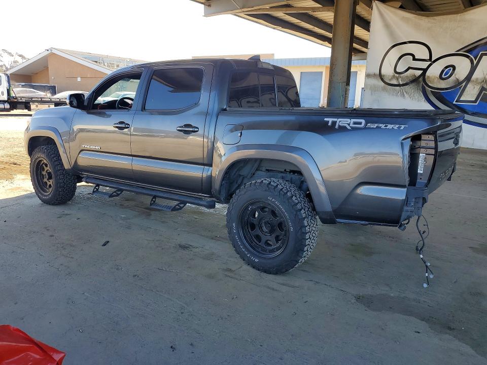 71622446 :رقم المزاد ، 3TMAZ5CN6GM018041 vin ، 2016 Toyota Tacoma مزاد بيع