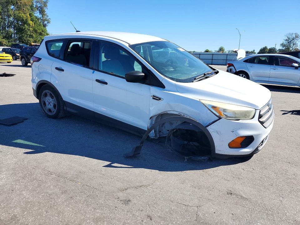 Продаж на аукціоні авто 2017 Ford Escape, vin: 1FMCU0F76HUD81486, номер лоту: 73537186