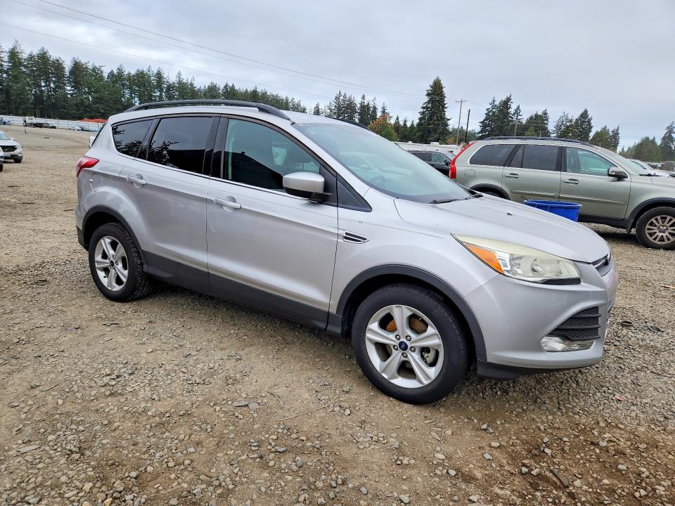 2014 Ford Escape მანქანა იყიდება აუქციონზე, vin: 1FMCU0GXXEUE51792, აუქციონის ნომერი: 71032926