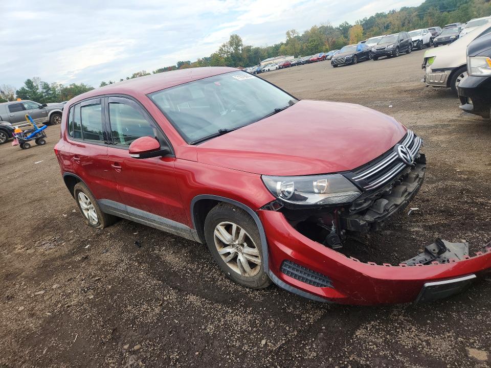 71079066 :رقم المزاد ، WVGBV3AX8DW070450 vin ، 2013 Volkswagen Tiguan مزاد بيع