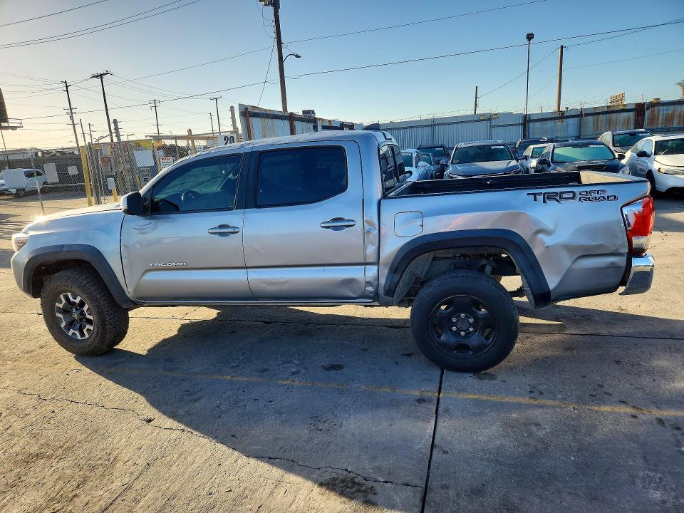 Продажа на аукционе авто 2016 Toyota Tacoma, vin: 3TMAZ5CN1GM004550, номер лота: 72726206