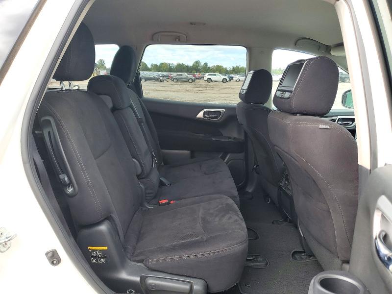 Auction sale of the 2016 Nissan Pathfinder, vin: 5N1AR2MM2GC622266, lot number: 72443816