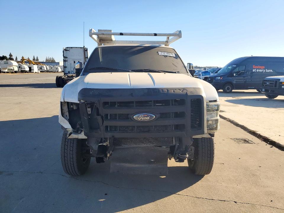 71218976 :رقم المزاد ، 1FDNF215X8ED90741 vin ، 2008 Ford F250 مزاد بيع