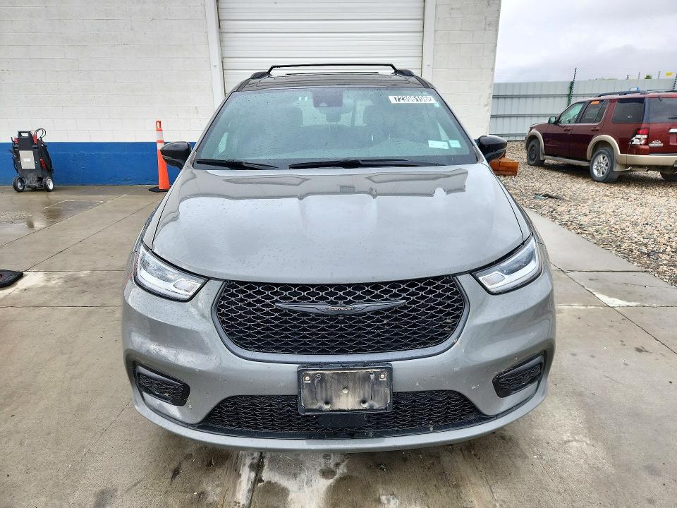 Продаж на аукціоні авто 2025 Chrysler Pacifica, vin: 2C4RC1GG4SR554982, номер лоту: 72396196