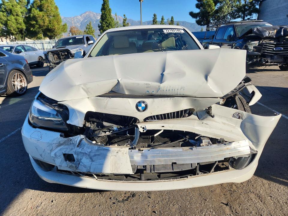 72192146 :رقم المزاد ، WBAXG5C55DDY32038 vin ، 2013 Bmw 528 مزاد بيع