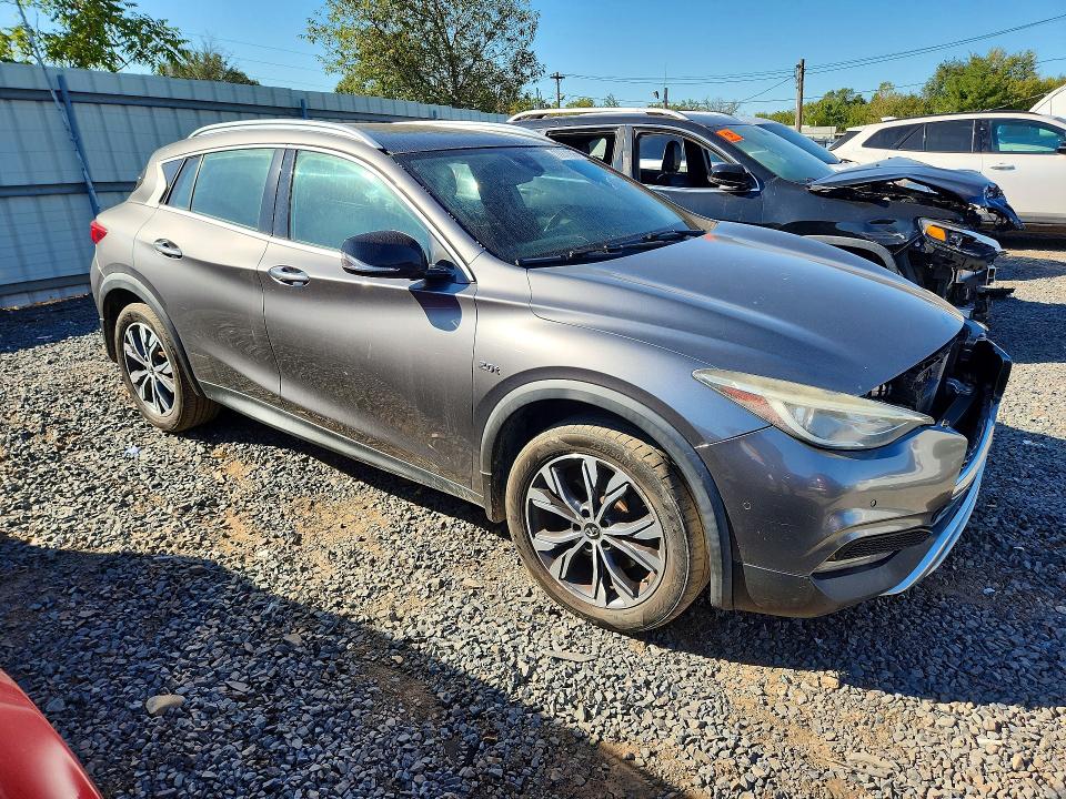72201226 :رقم المزاد ، SJKCH5CR4HA027900 vin ، 2017 Infiniti Qx30 مزاد بيع