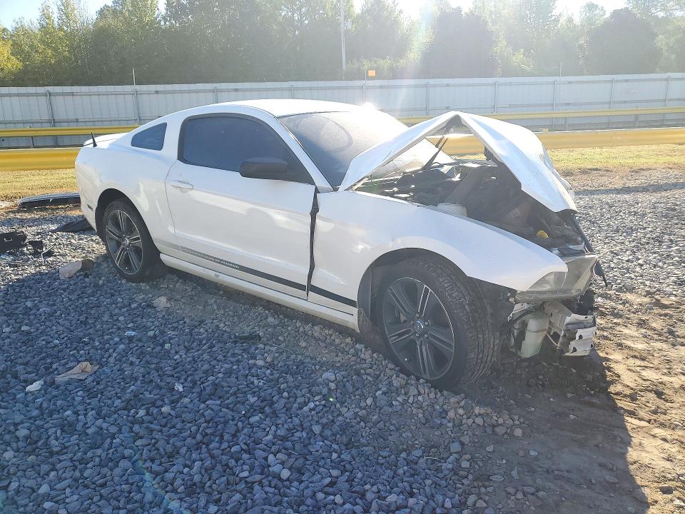 Продажа на аукционе авто 2013 Ford Mustang, vin: 1ZVBP8AM0D5245987, номер лота: 72146806