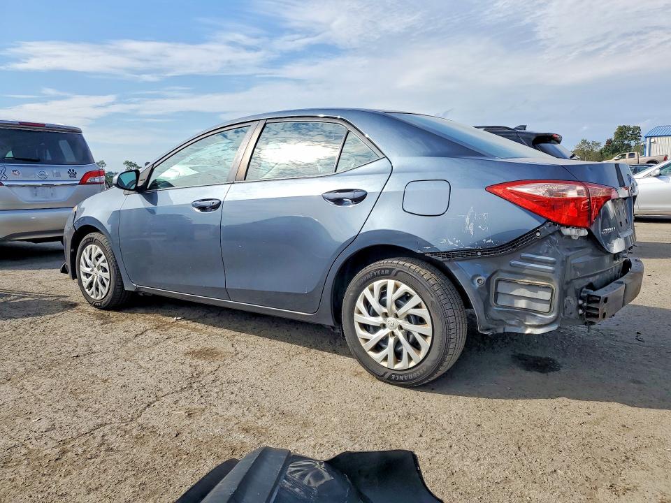 70784926 :رقم المزاد ، 2T1BURHE3HC758689 vin ، 2017 Toyota Corolla مزاد بيع