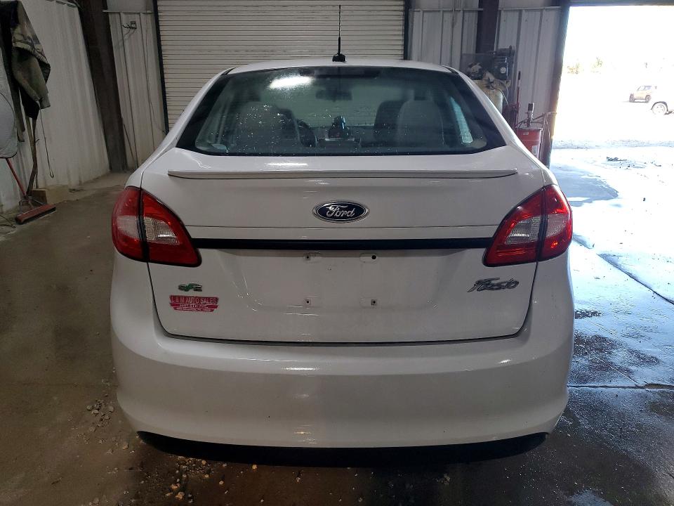 2013 Ford Fiesta მანქანა იყიდება აუქციონზე, vin: 3FADP4BJXDM103431, აუქციონის ნომერი: 71882856