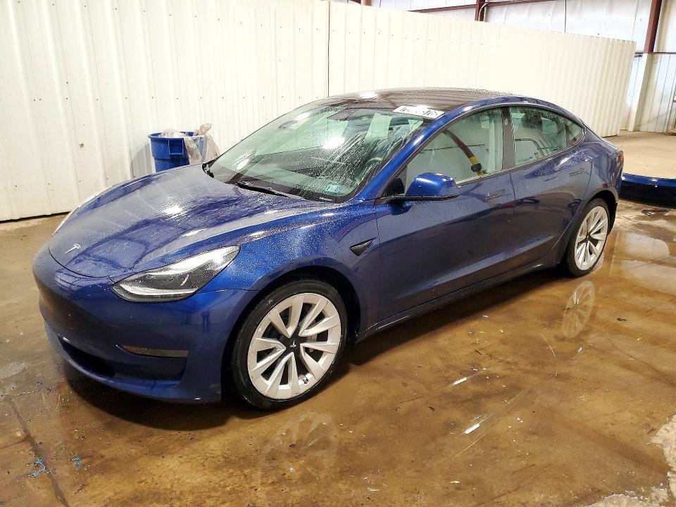 Продажа на аукционе авто 2022 Tesla Model 3, vin: 5YJ3E1EA3NF189645, номер лота: 72328376
