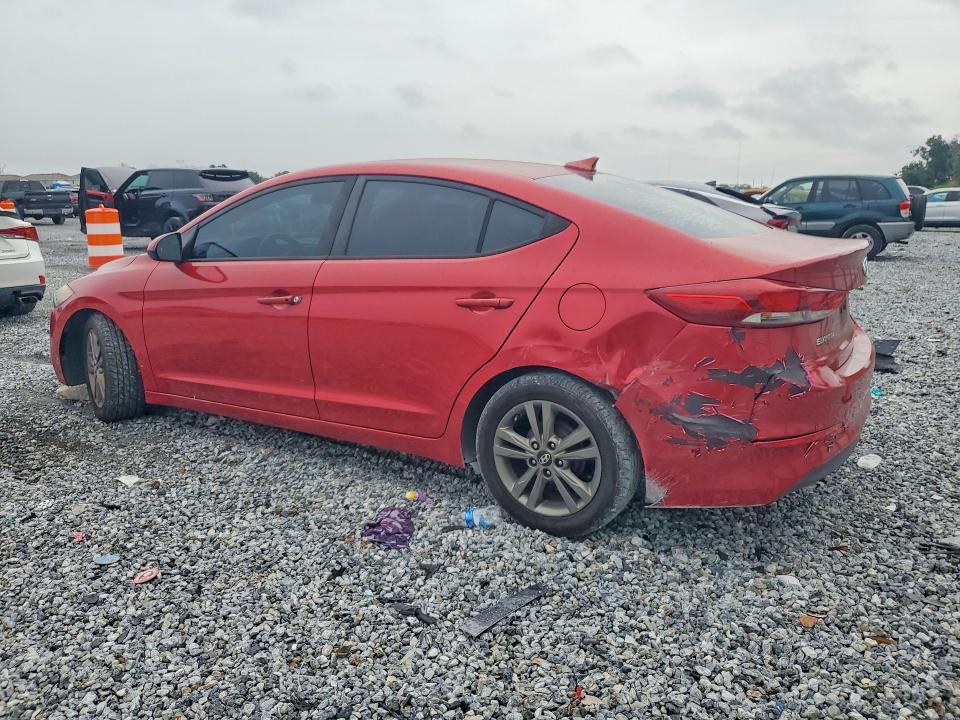 71795236 :رقم المزاد ، 5NPD84LF5HH012208 vin ، 2017 Hyundai Elantra مزاد بيع